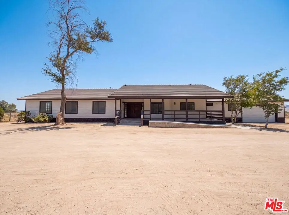1401 60th Street, Rosamond, CA — listing photo 1