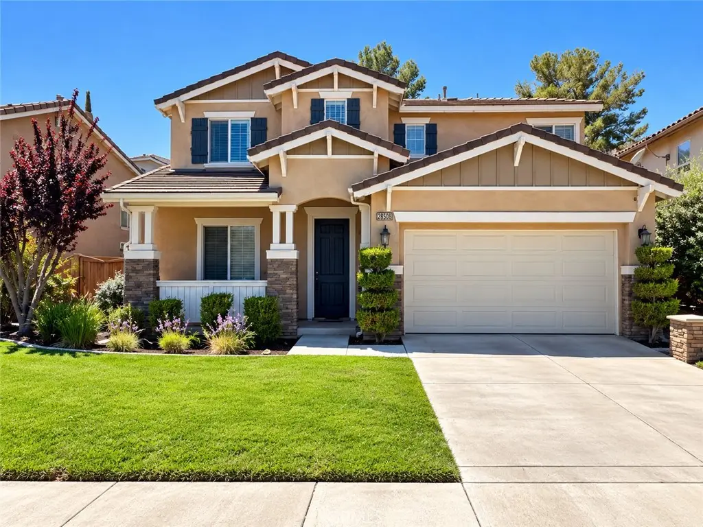 Single Family Residence for rent at 32059 Meadow Wood Lane, Lake Elsinore, CA featuring 4 beds and 3 baths