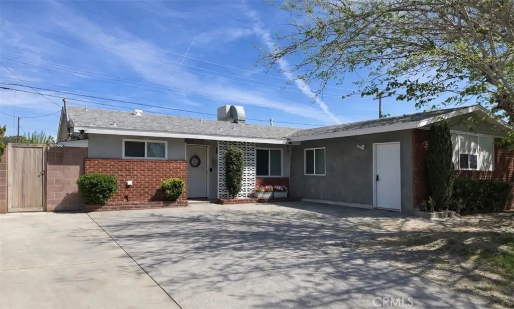 45414 Raysack, Lancaster, CA — listing photo 1
