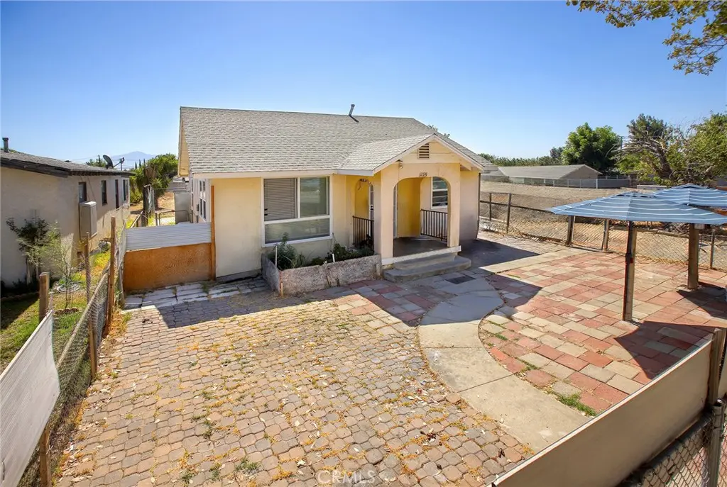 125 N Date Avenue, Rialto, CA — listing photo 1