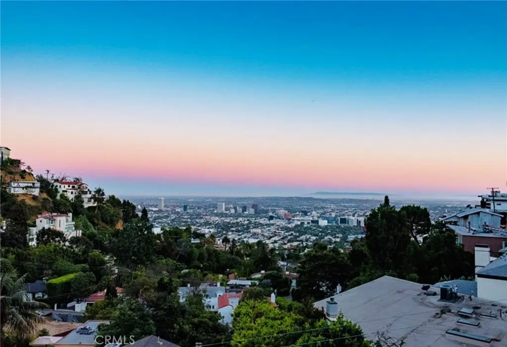 Single Family Residence for sale at 8835 Evanview, Los Angeles, CA featuring 6 beds and 8 baths