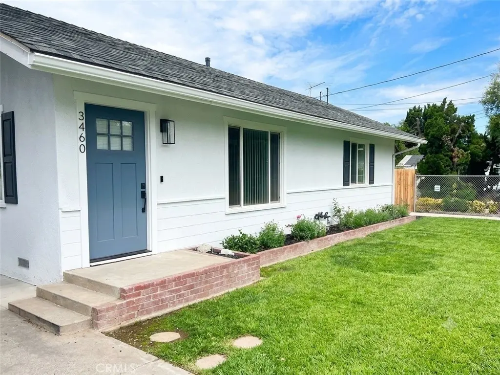 Quadruplex for rent at 3460 Washington, Riverside, CA featuring 2 beds and 1 bath