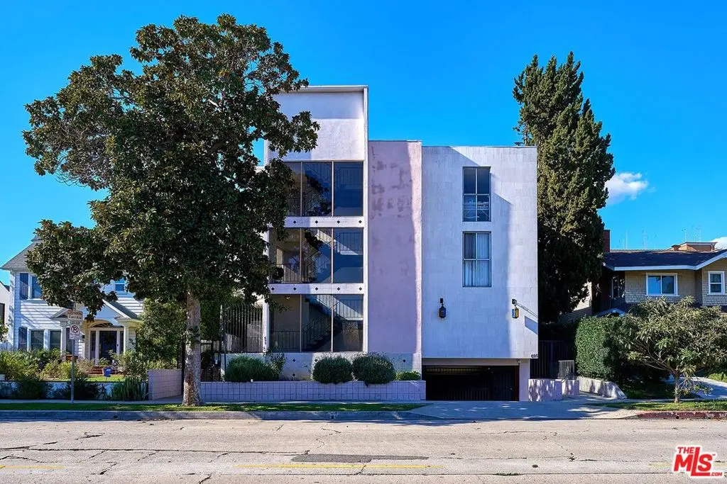 Residential Income for sale at 695 S Norton Avenue, Los Angeles, CA featuring 18 beds and 17 baths