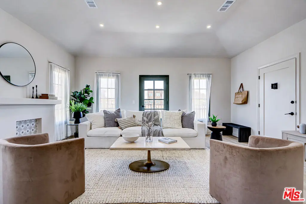 Condominium for sale at 1801 1/2 S Sycamore Avenue, Los Angeles, CA featuring 3 beds and 2 baths