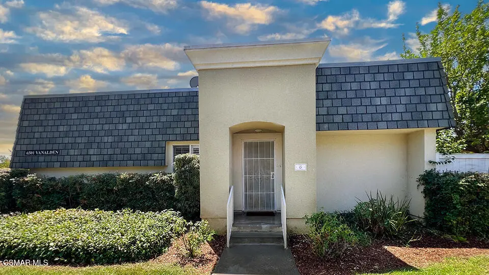 6501 Vanalden Avenue 6, Reseda, CA — listing photo 1
