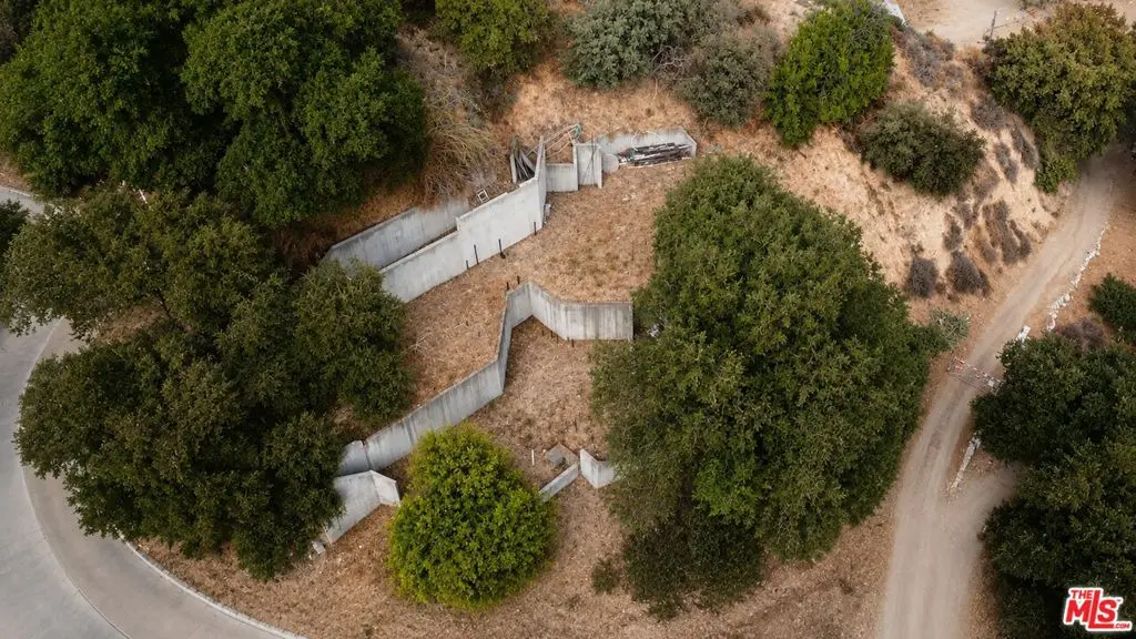 3577 Shaw Ranch Rd, Pasadena, CA — listing photo 1