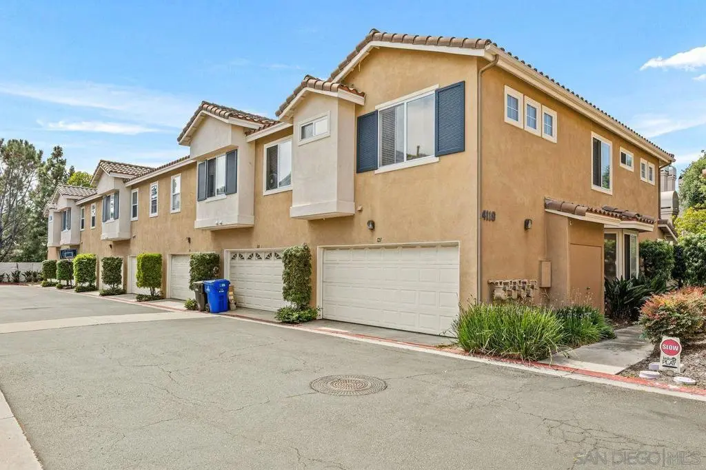 Townhouse for sale at 4118 Via Candidiz 115, San Diego, CA featuring 3 beds and 3 baths