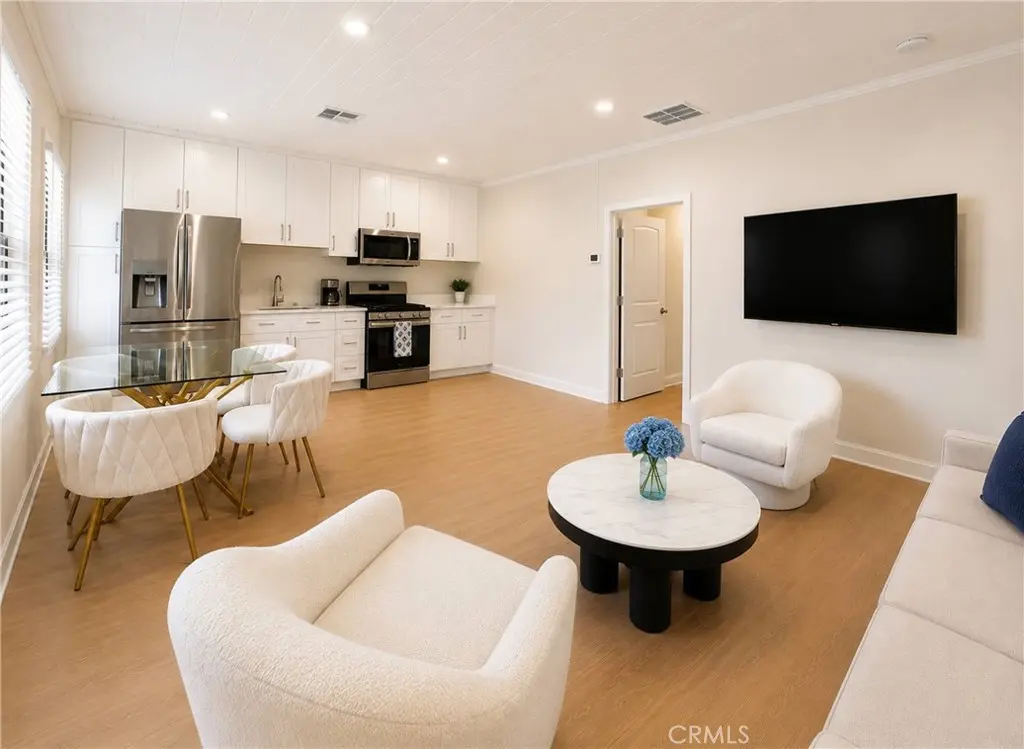 5922 Colfax, North Hollywood, CA — listing photo 1