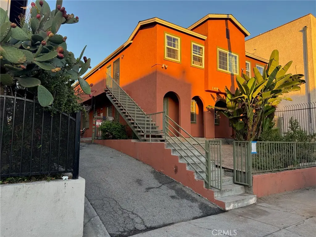 Apartment for sale at 149 N Alexandria, Los Angeles, CA