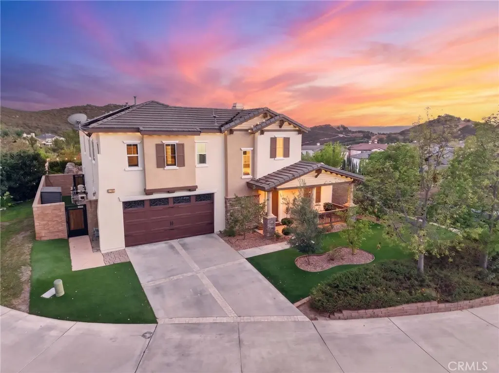 Single Family Residence for sale at 27390 Bent Grass, Murrieta, CA featuring 5 beds and 3 baths