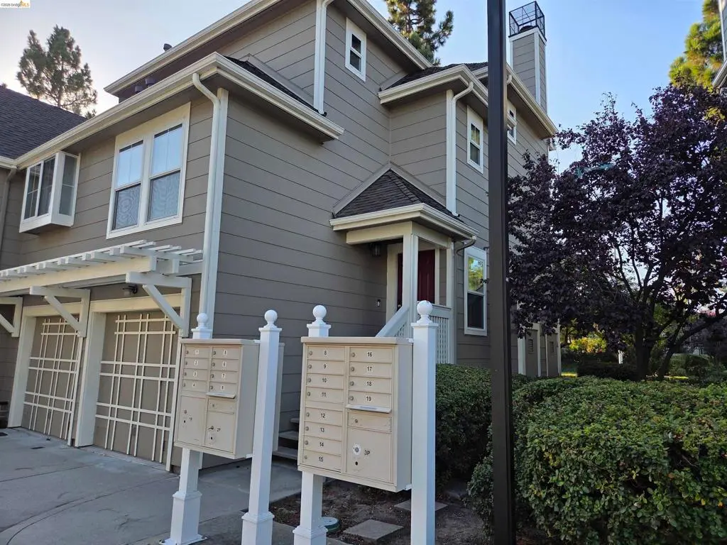 1107 Outrigger Lane, Foster City, CA — listing photo 1