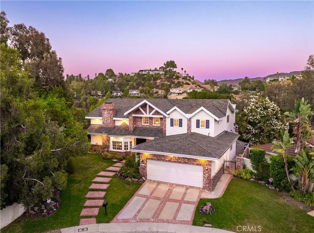 19501 Weeburn Court, Tarzana, CA — listing photo 1