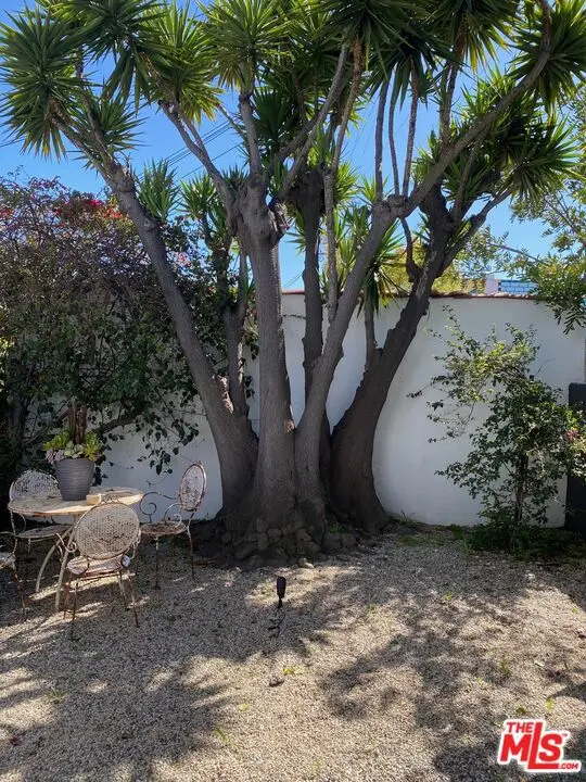 Condominium for rent at 1053 S Alfred Street A, Los Angeles, CA and 1 bath