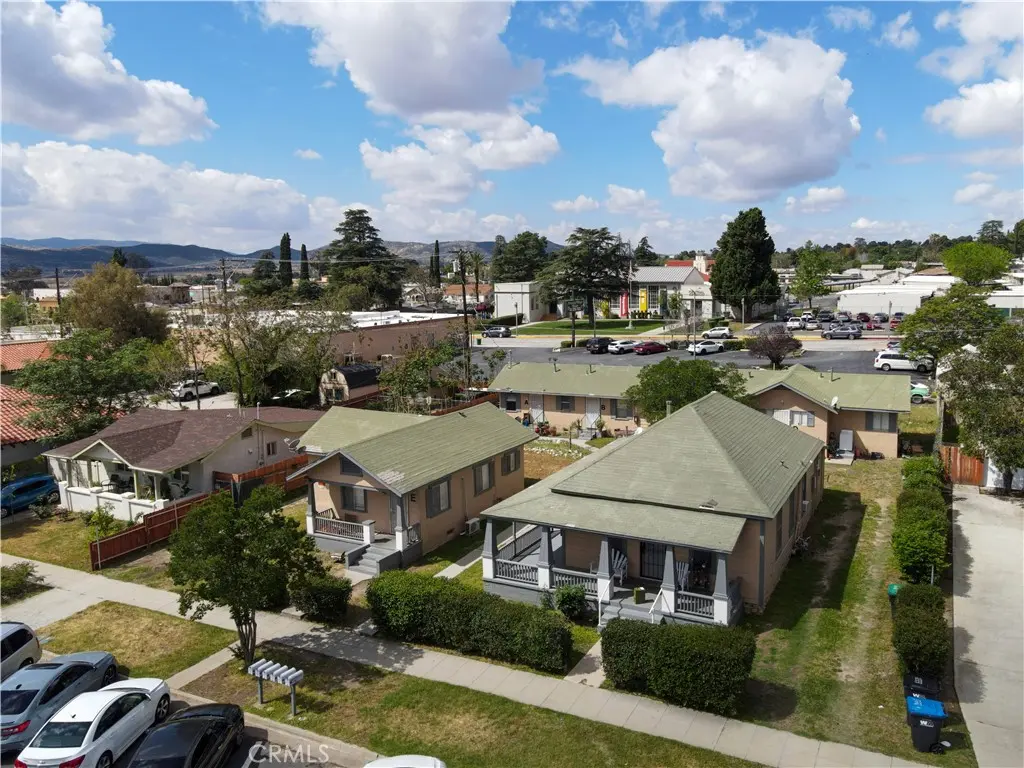 Apartment for sale at 333 N Murray, Banning, CA