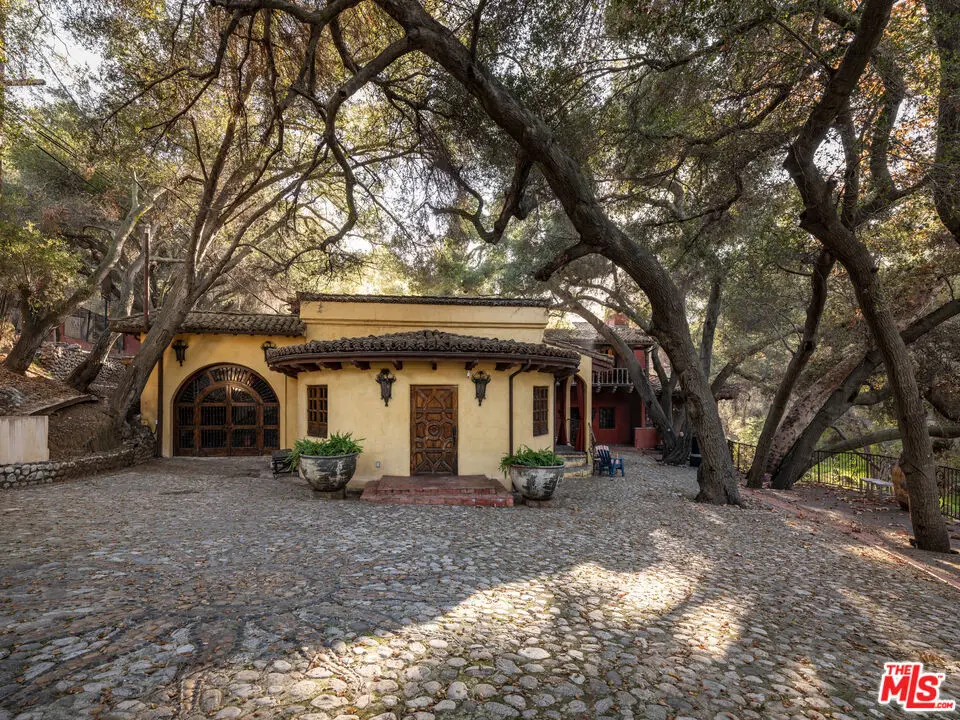 1135 N Topanga Canyon Boulevard, Topanga, CA — listing photo 1
