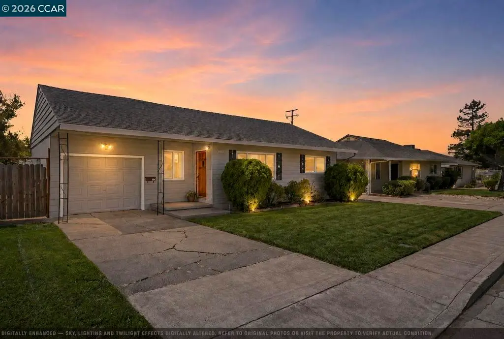 Single Family Residence for sale at 113 E Tennessee St, Fairfield, CA featuring 3 beds and 1 bath