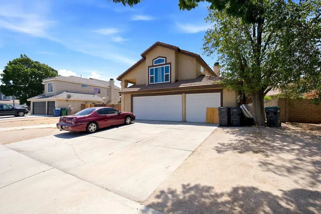 4722 E Avenue R4, Palmdale, CA — listing photo 1