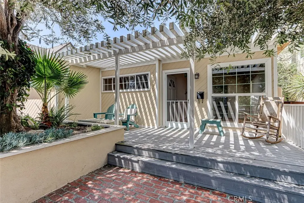 1309 Oak, Manhattan Beach, CA — listing photo 1