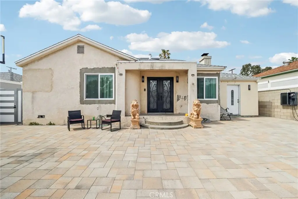 6545 Kraft Avenue, North Hollywood, CA — listing photo 1