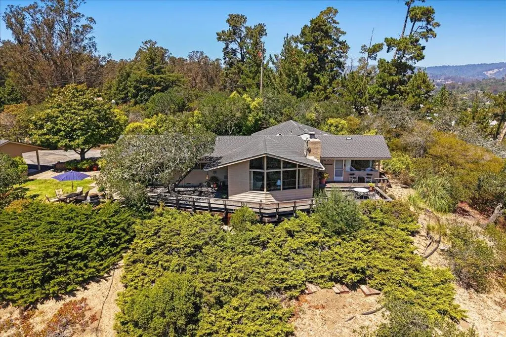 Single Family Residence for sale at 260 Oak, Watsonville, CA featuring 3 beds and 4 baths