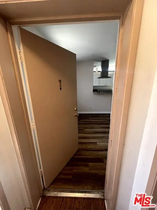 3704 Midvale Avenue 7, Los Angeles, CA — listing photo 1