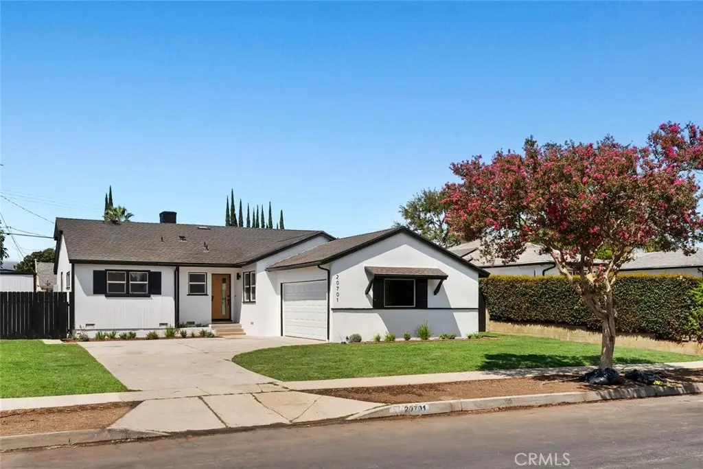20701 Schoolcraft, Winnetka, CA — listing photo 1
