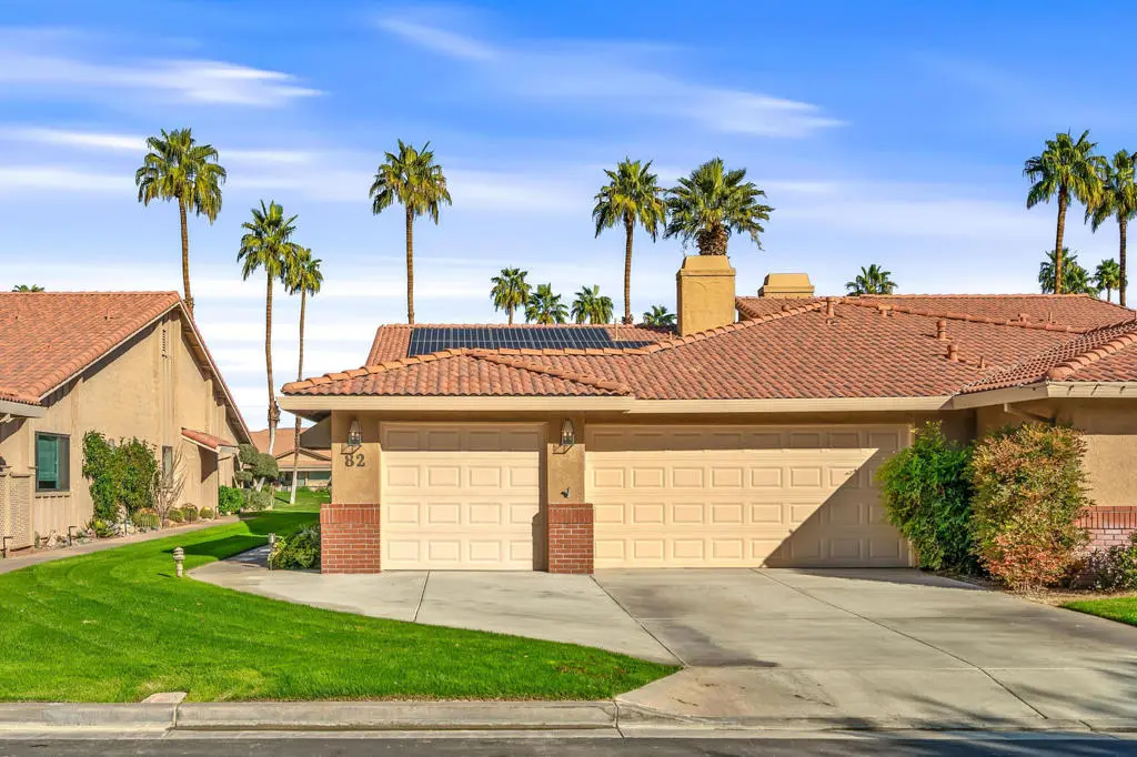 Residential Lease for rent at 82 Conejo Circle, Palm Desert, Riverside County, CA featuring 3 beds and 2 baths