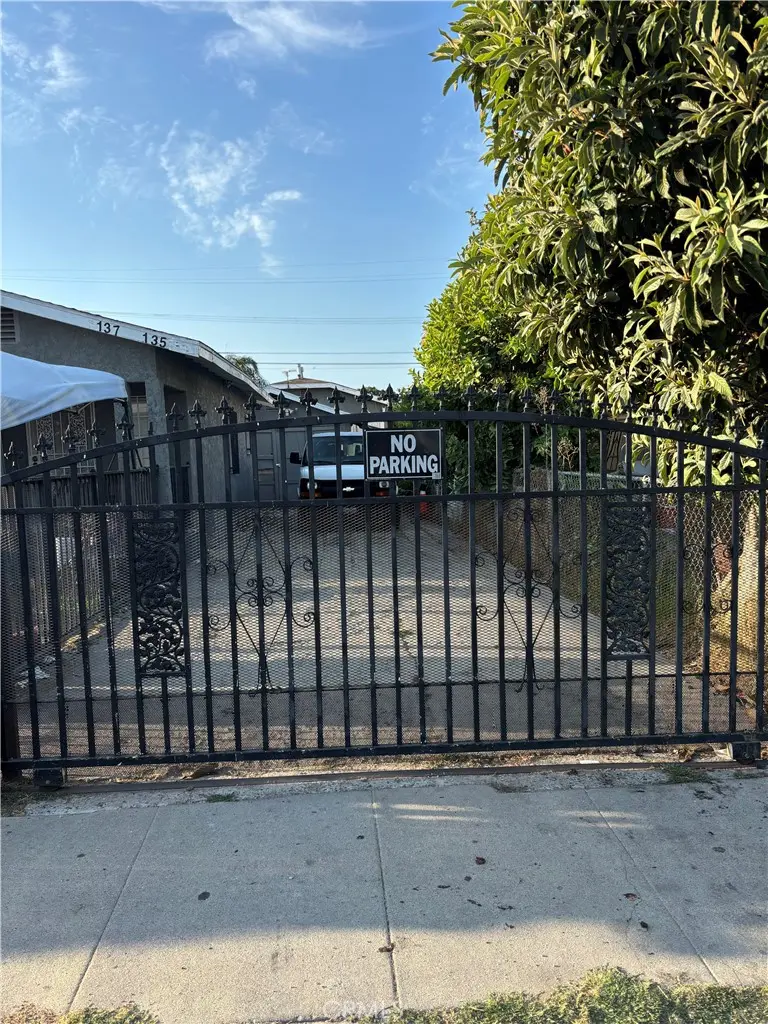 Duplex for sale at 135 W 87th Place, Los Angeles, CA