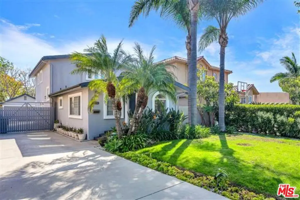 Single Family Residence for sale at 10824 Westminster Avenue, Los Angeles, CA featuring 3 beds and 3 baths