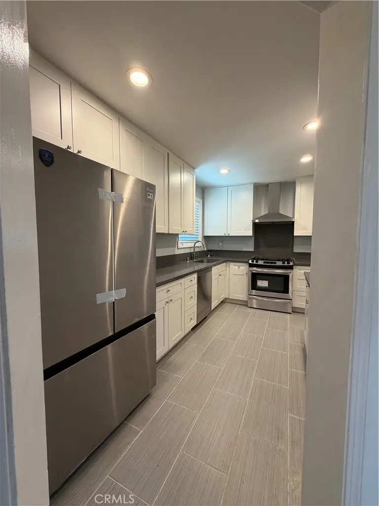 Residential Lease for rent at 11521 Mines Avenue, Whittier, Los Angeles County, CA featuring 3 beds and 2 baths
