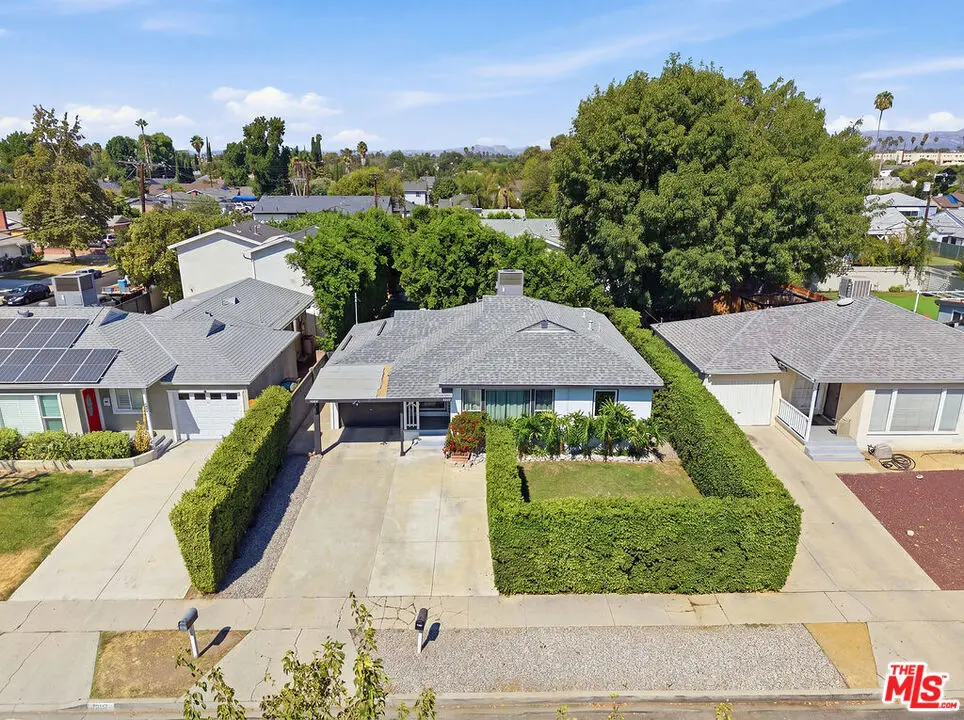 Residential Income for sale at 7007 Claire Avenue, Los Angeles, CA featuring 6 beds and 4 baths