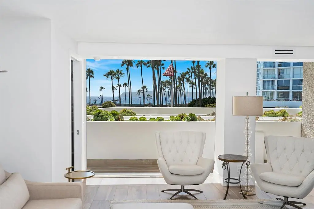 1820 Avenida del Mundo 101, Coronado, CA — listing photo 1