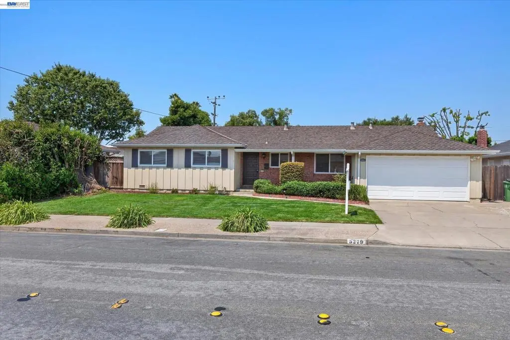 Single Family Residence for sale at 5279 Eggers Dr, Fremont, CA featuring 3 beds and 2 baths