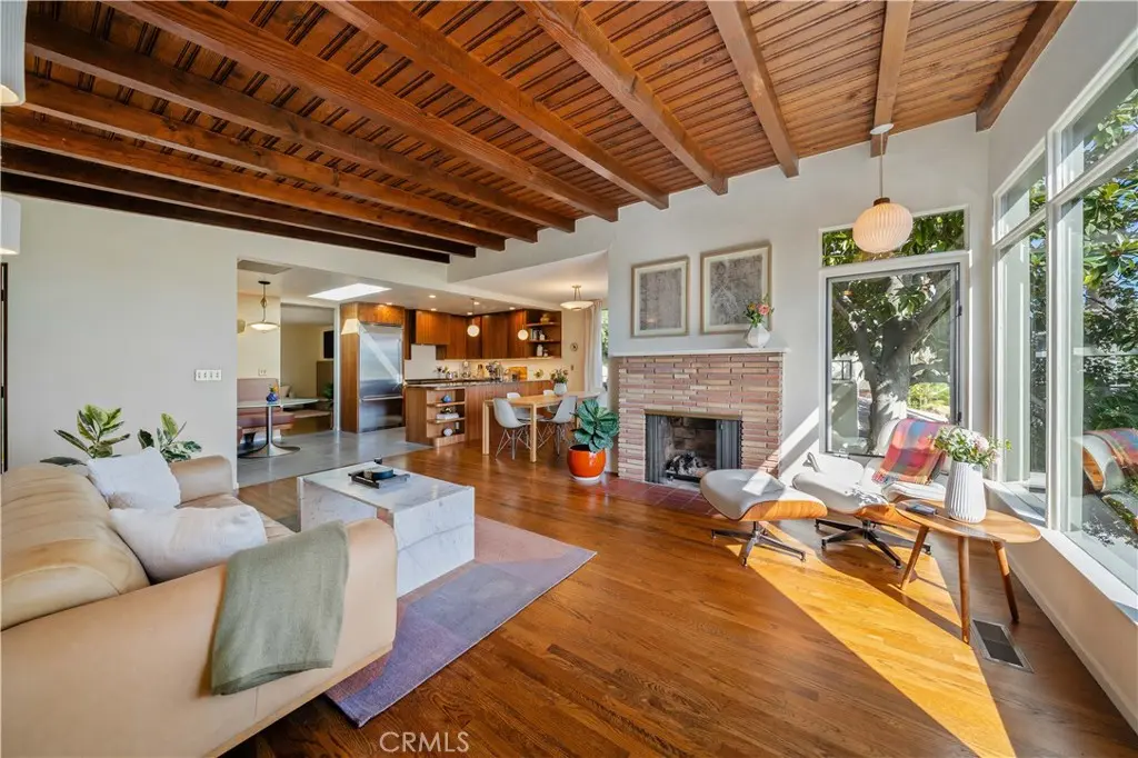 1011 W Mountain, Glendale, CA — listing photo 1