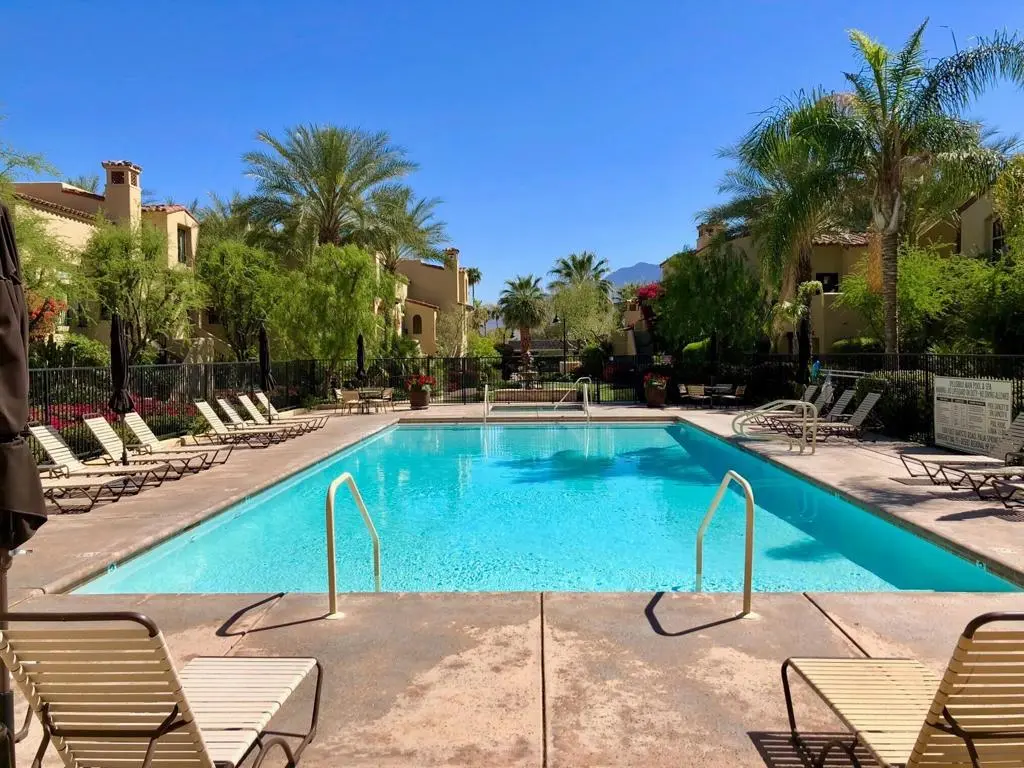 230 Villorrio Drive E, Palm Springs, CA — listing photo 1