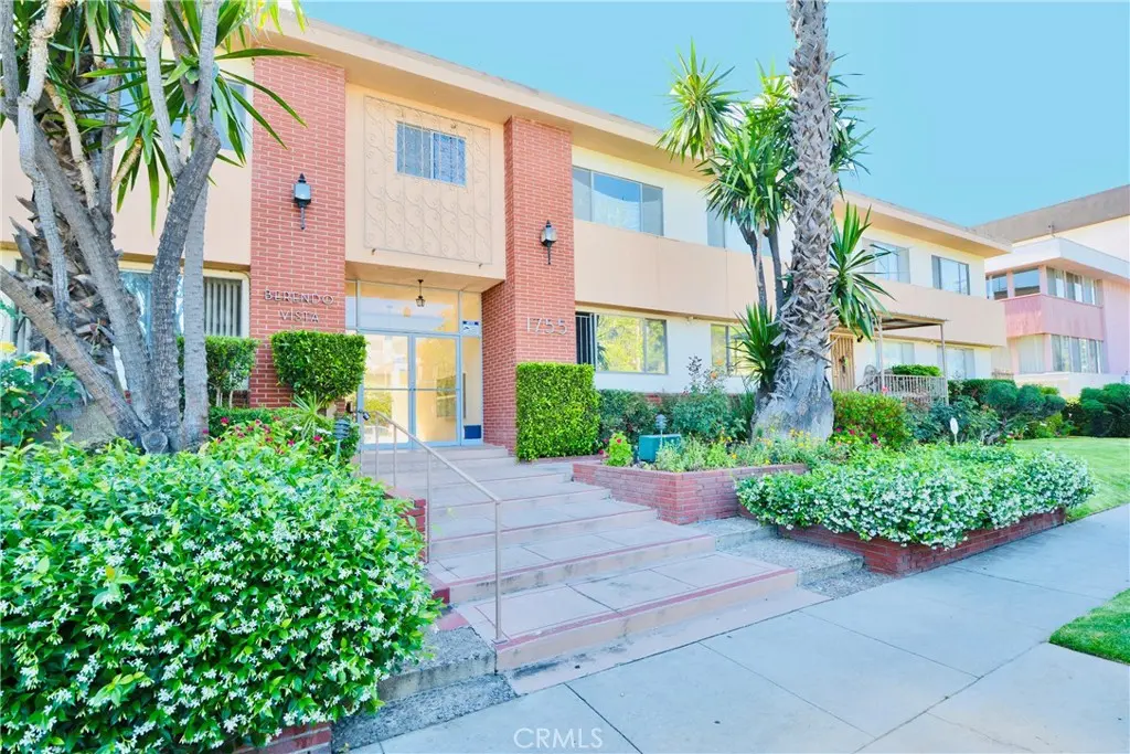 Condominium for sale at 1755 N Berendo 28, Los Angeles, CA featuring 1 bed and 1 bath