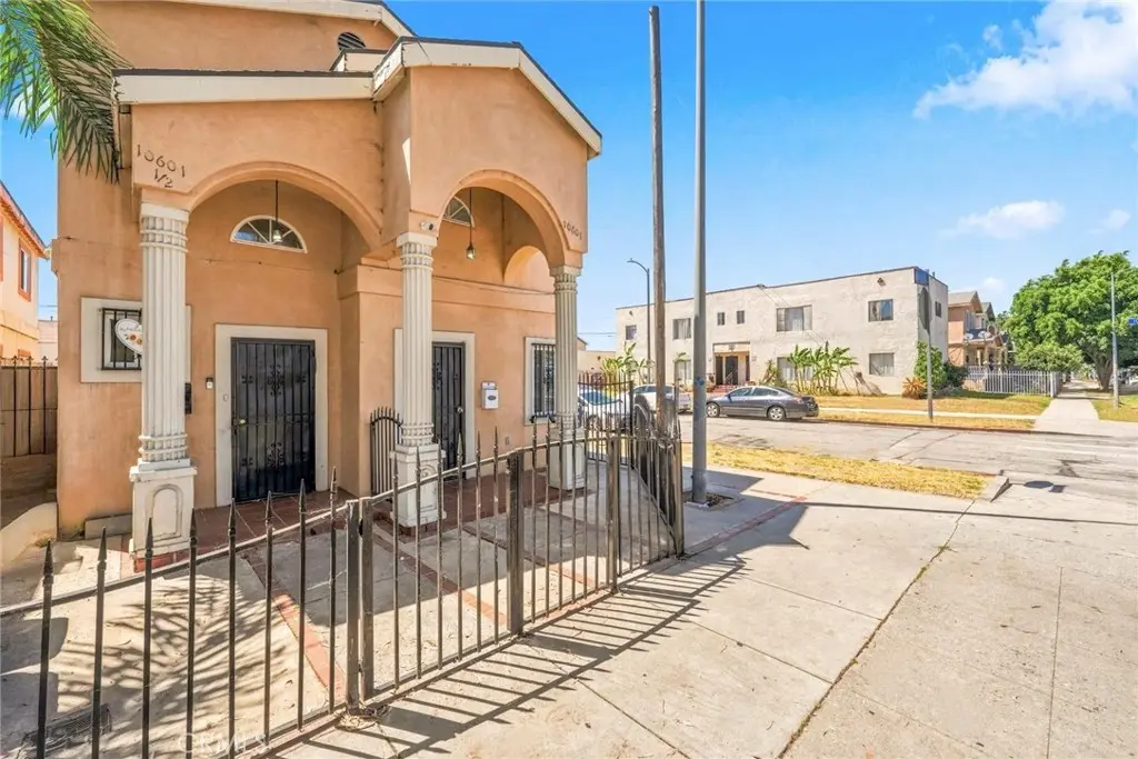 Duplex for sale at 10601 S Main, Los Angeles, CA