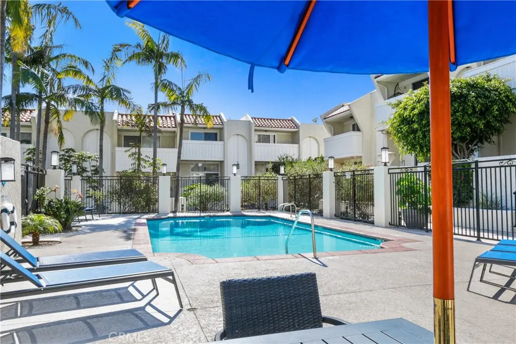 Townhouse for sale at 415 2nd, Hermosa Beach, CA featuring 3 beds and 3 baths