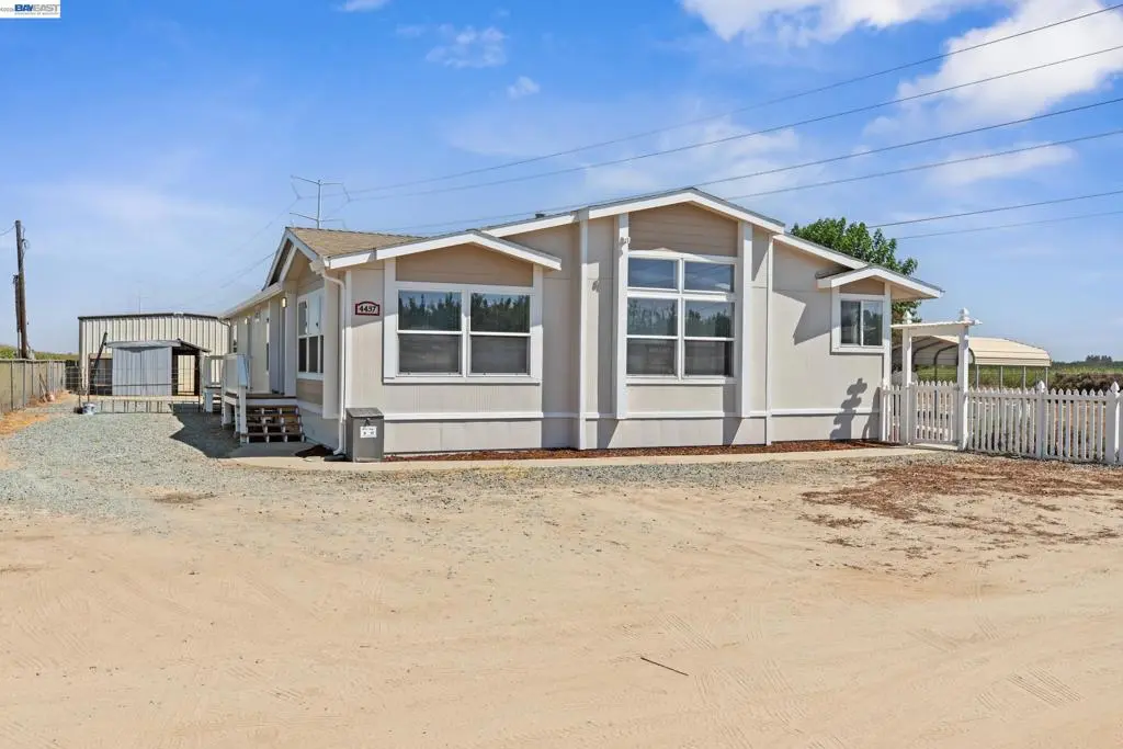 Single Family Residence for sale at 4437 W Grayson, Modesto, CA featuring 3 beds and 2 baths