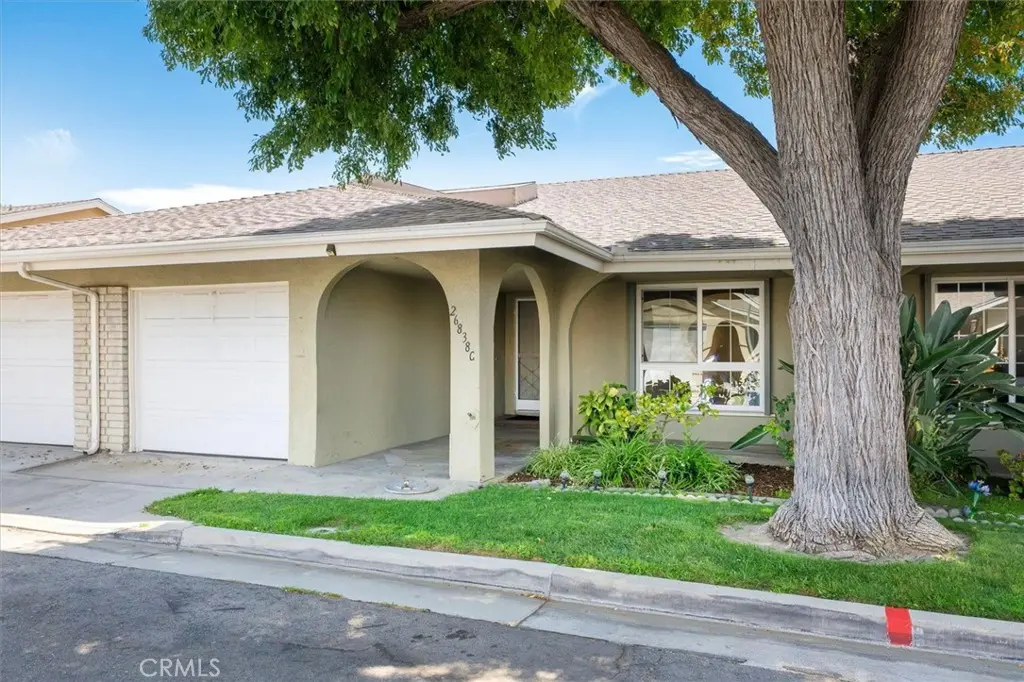 26838 Avenue Of The Oaks #C, Newhall, CA — listing photo 1