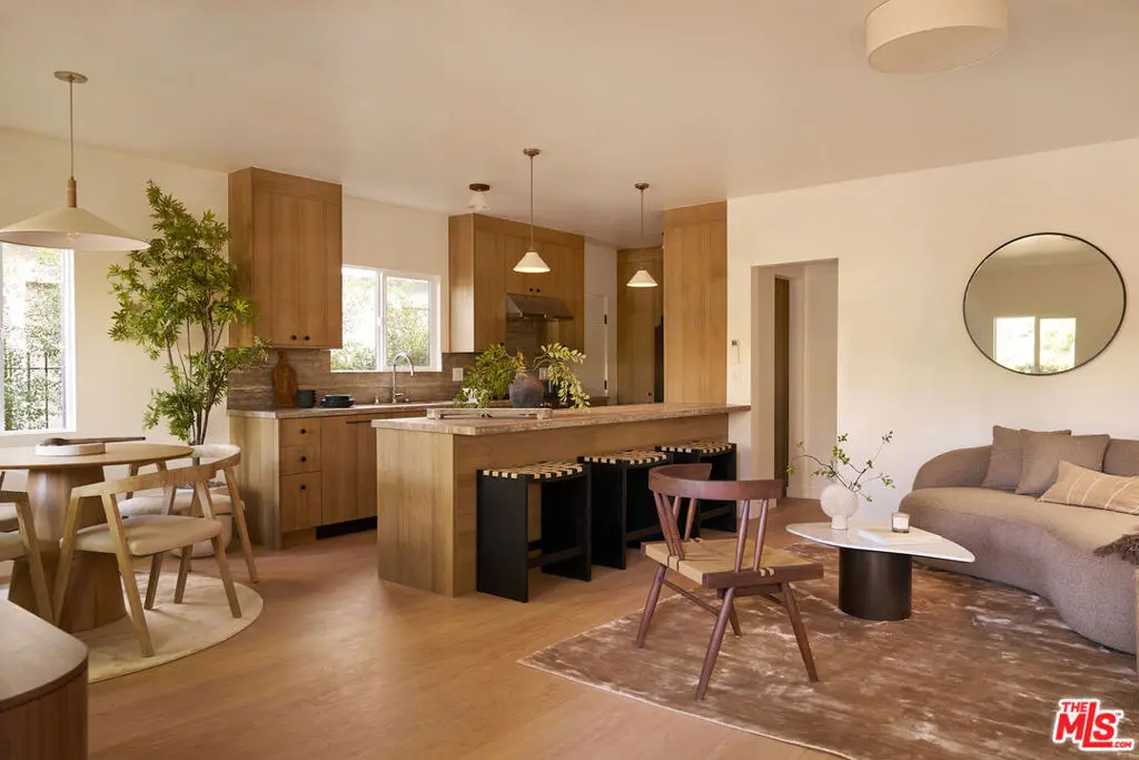 Condominium for rent at 2411 Abbot Kinney Boulevard, Los Angeles, CA featuring 2 beds and 2 baths