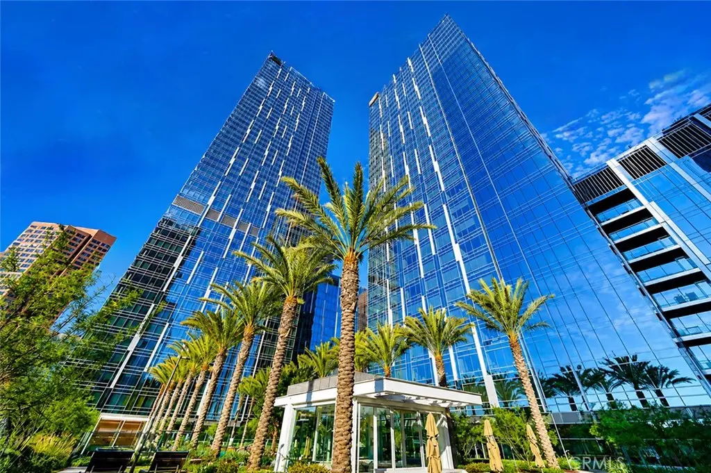 Residential Lease for rent at 877 Francisco Street 1818, Los Angeles, Los Angeles County, CA and 1 bath