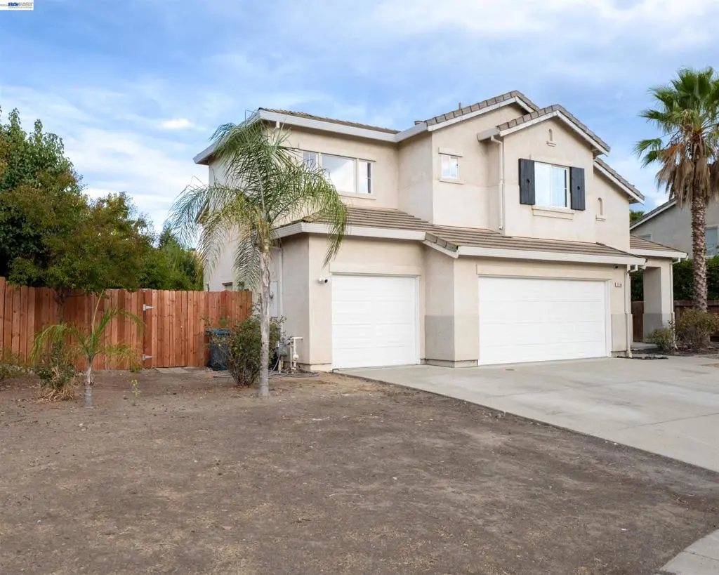 Single Family Residence for sale at 2604 Gazelle Ct, Antioch, CA featuring 5 beds and 4 baths