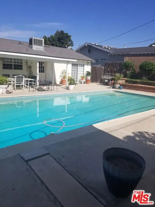 3328 Greenville Avenue, Simi Valley, CA — listing photo 1