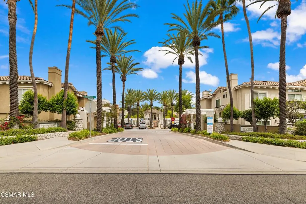 11523 Treeview Court, Moorpark, CA — listing photo 1