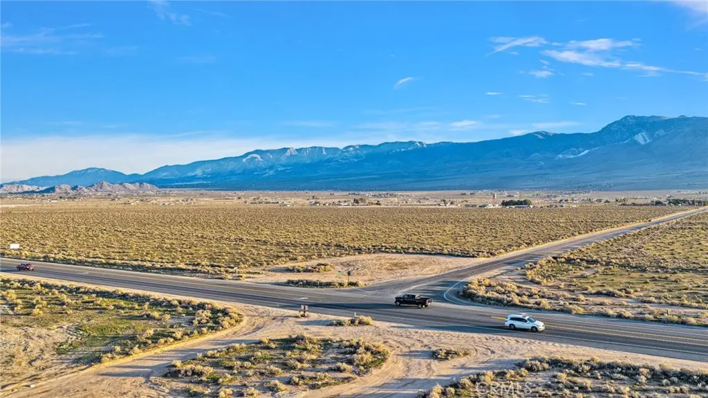 300 Highway 18, Lucerne Valley, CA — listing photo 1