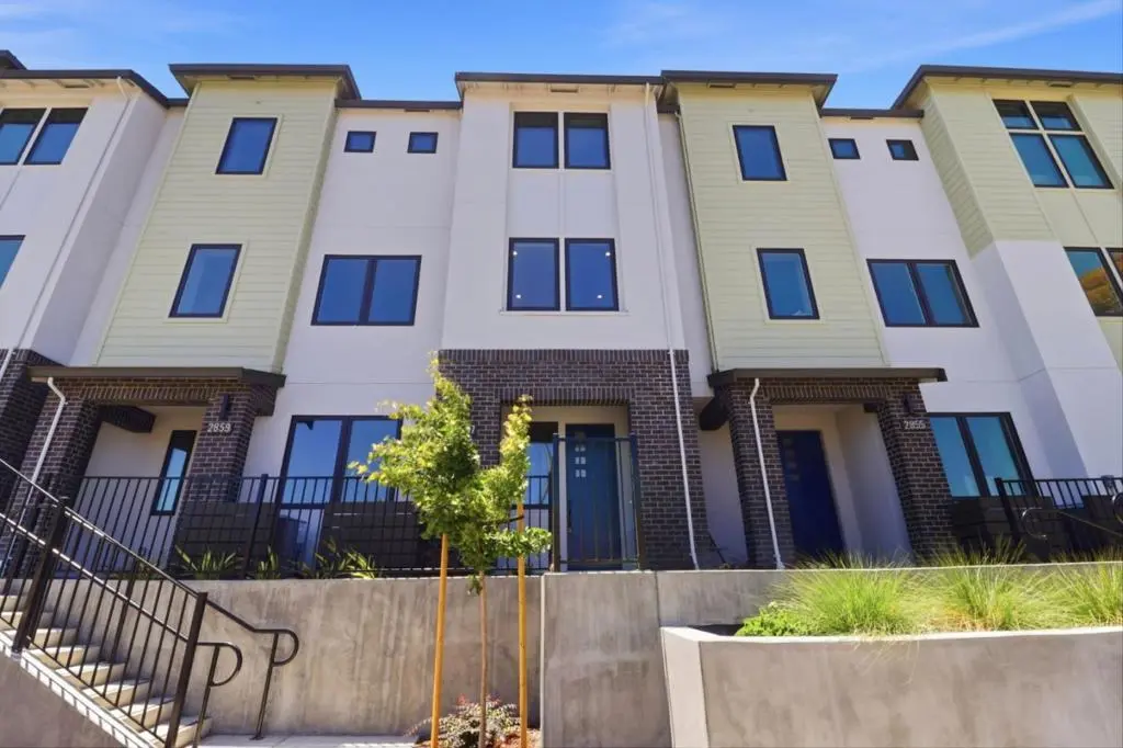 2861 Josephine Lane, Palo Alto, CA — listing photo 1
