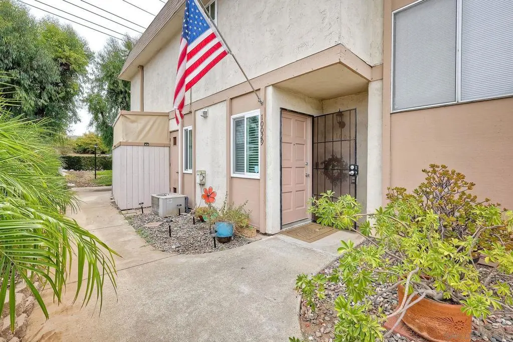 10029 Santana Ranch Lane, Santee, CA — listing photo 1