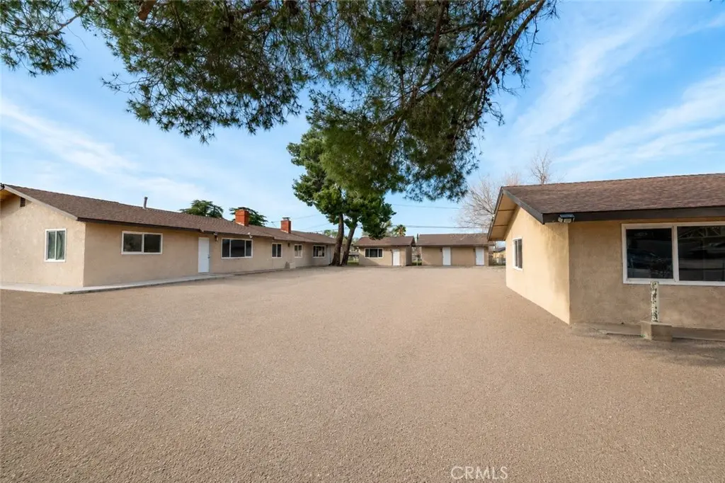 16020 Juniper, Hesperia, CA — listing photo 1