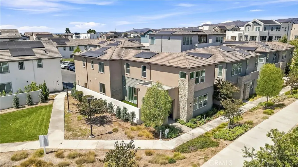 291 Lynx, Irvine, CA — listing photo 1